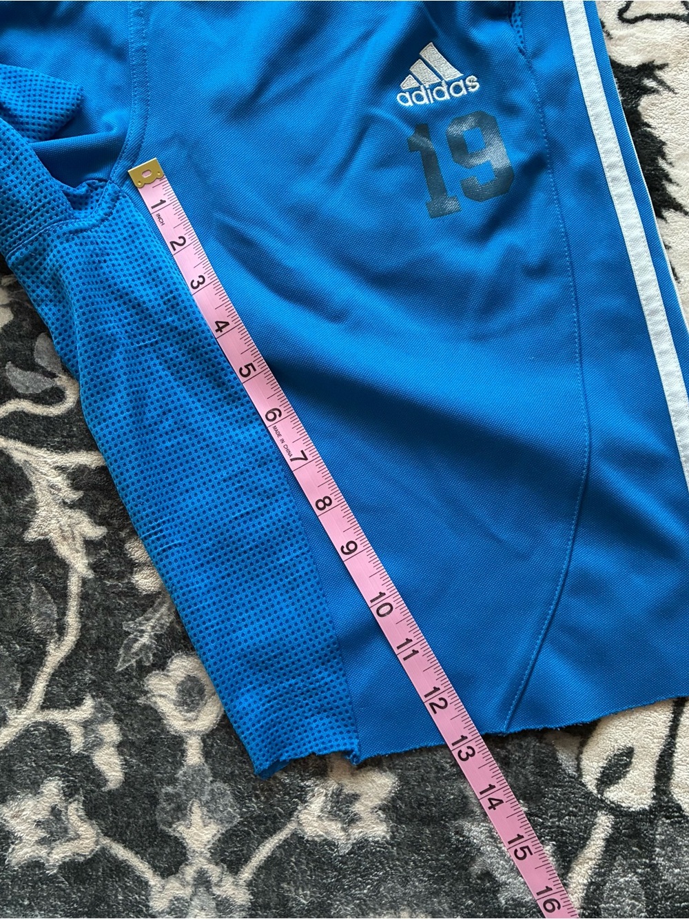 002 - VINTAGE 00s ADIDAS KANSAS CITY WIZARDS MLS SOCCER BAGGY SHORTS - Picture 7 of 8
